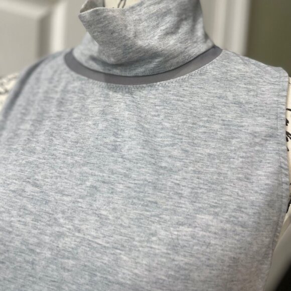 ATHLETA MOCK NECK SLEEVELESS TOP GREY COLOR SIZE SMALL - Picture 12 of 15